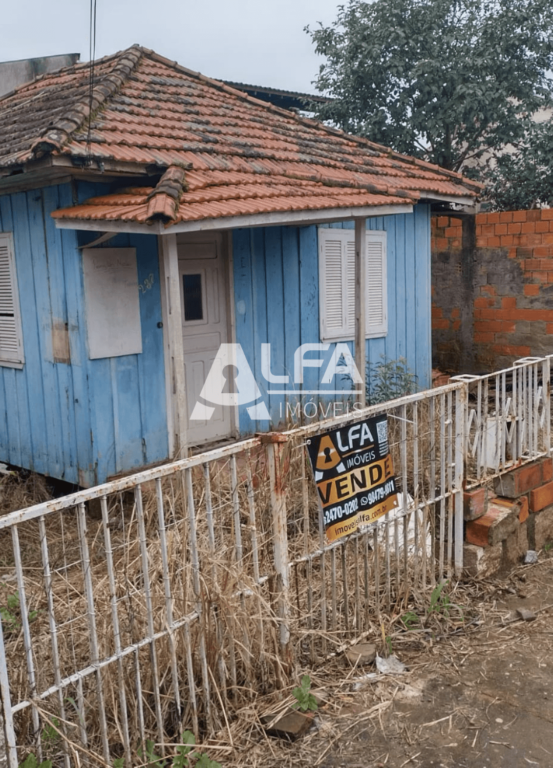 Foto do imóvel Terreno no bairro Parque Silveira Martins - Cachoeirinha