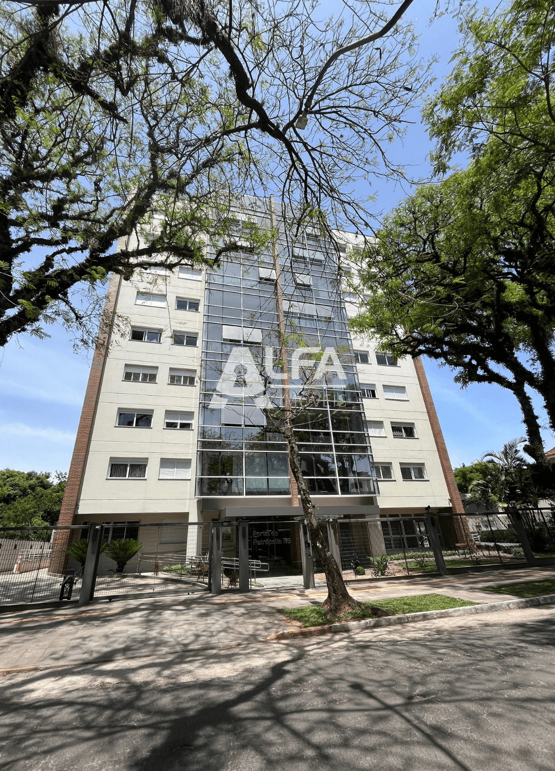 Apartamento no bairro Jardim Botanico - Porto Alegre